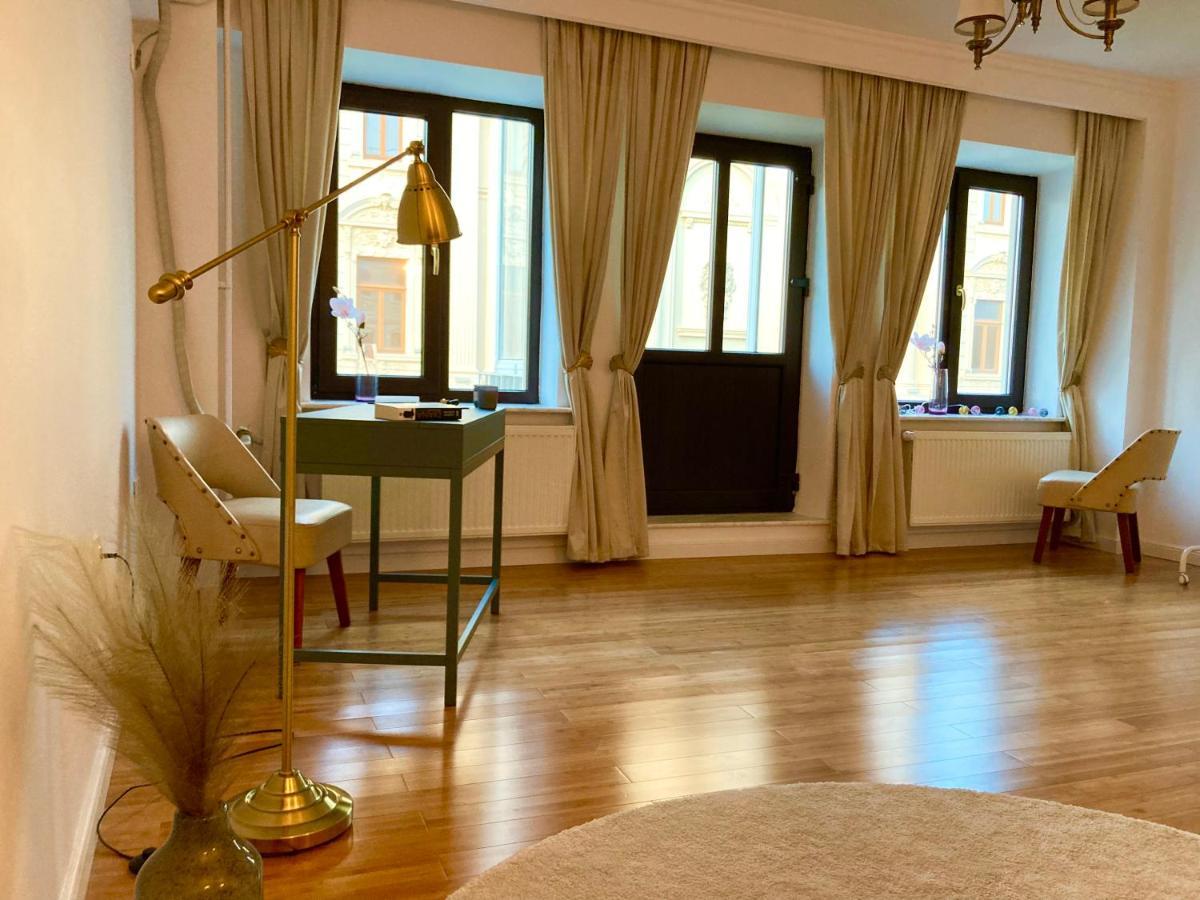 Chira Chiralina Classic Apartment เบรยลา ภายนอก รูปภาพ
