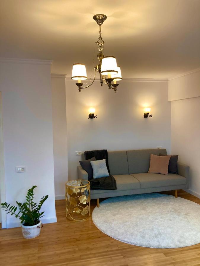 Chira Chiralina Classic Apartment เบรยลา ภายนอก รูปภาพ